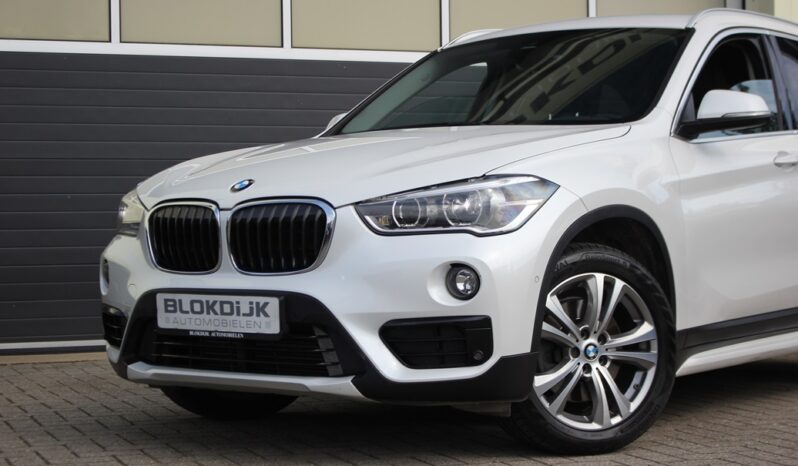 BMW X1 20i sDrive High Executive vol