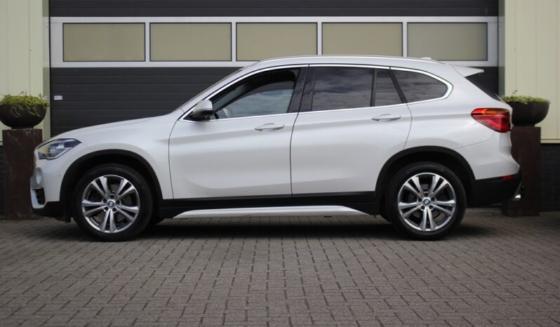 BMW X1 20i sDrive High Executive vol