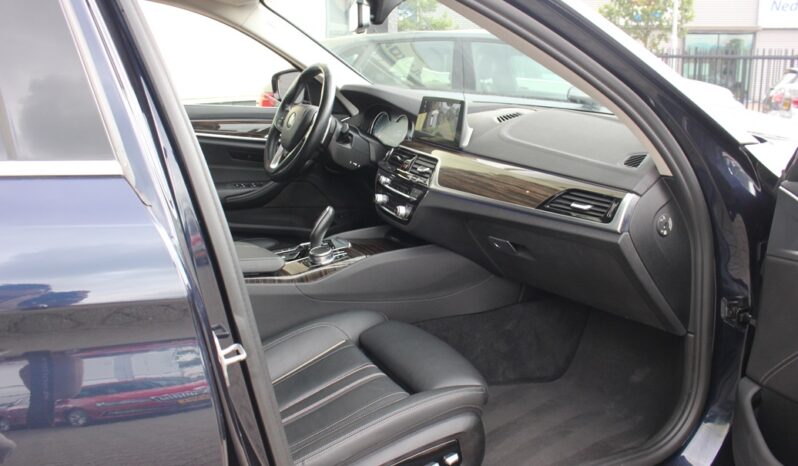 BMW 5-Serie Touring 530i Luxury Line G31 vol