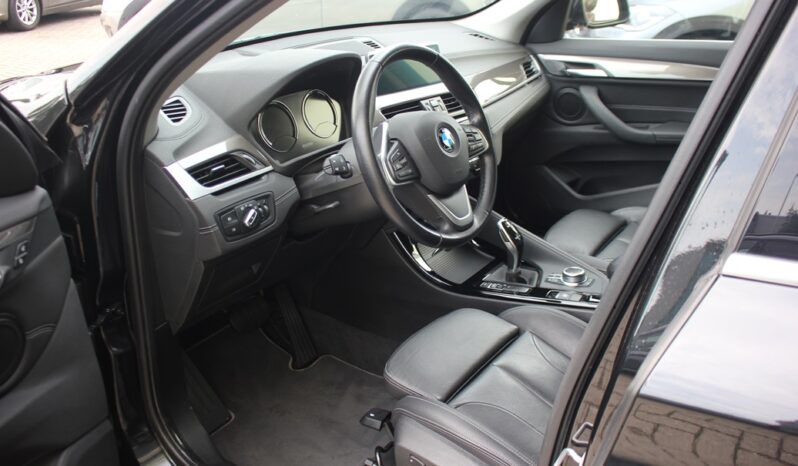 BMW X1 sDrive 18i High Executive X-Line vol